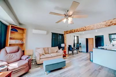 850 E Locust Street, Watseka, IL 60970 - Photo 6