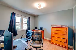 850 E Locust St, Watseka, IL 60970 - Photo 16