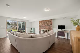 923 Oxford Rd, Glen Ellyn, IL 60137 - Photo 14