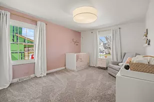 923 Oxford Rd, Glen Ellyn, IL 60137 - Photo 10