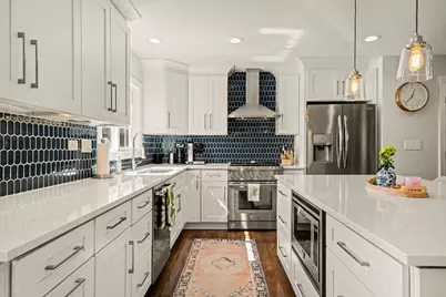 923 Oxford Road, Glen Ellyn, IL 60137 - Photo 4