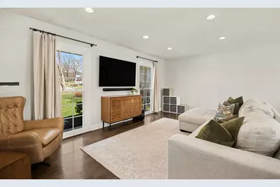 923 Oxford Road, Glen Ellyn, IL 60137 - Photo 6