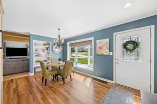 626 Sherman St, Downers Grove, IL 60515 - Photo 2