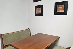 1068 Courtland Dr, Buffalo Grove, IL 60089 - Photo 10