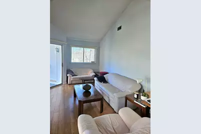 1068 Courtland Drive #1068, Buffalo Grove, IL 60089 - Photo 2