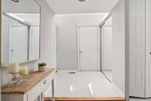 1925 N Maud Ave, Chicago, IL 60614 - Photo 10