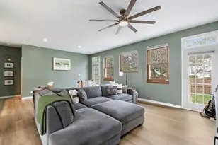 100 S Constitution Dr, Aurora, IL 60506 - Photo 4