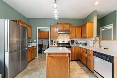 100 S Constitution Drive, Aurora, IL 60506 - Photo 10