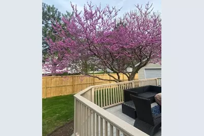 100 S Constitution Drive, Aurora, IL 60506 - Photo 30