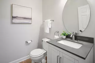 215 S Winthrop Dr, Round Lake, IL 60073 - Photo 12