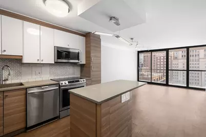 10 E Ontario Street #904, Chicago, IL 60611 - Photo 4