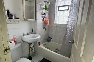 2814 W Fletcher St, Chicago, IL 60618 - Photo 16