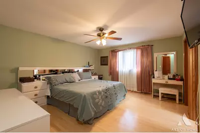 9345 S 82nd Court, Hickory Hills, IL 60457 - Photo 14