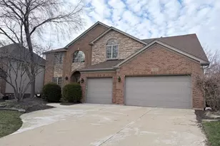 3823 Sunburst Ln, Naperville, IL 60564 - Photo 2