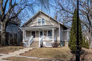 655 Glenwood Ave, Joliet, IL 60435 - Photo 2