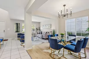 2060 Lyndhurst Ln, Aurora, IL 60503 - Photo 4