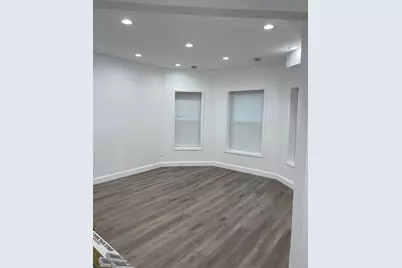 6141 S Eberhart Avenue, Chicago, IL 60637 - Photo 12