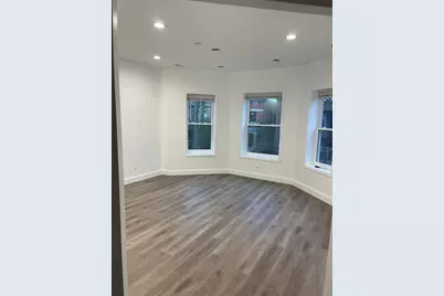 6141 S Eberhart Avenue, Chicago, IL 60637 - Photo 2