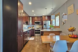 126 Borris Cir, Streamwood, IL 60107 - Photo 8