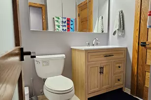 126 Borris Cir, Streamwood, IL 60107 - Photo 18