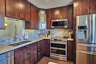 126 Borris Cir, Streamwood, IL 60107 - Photo 10