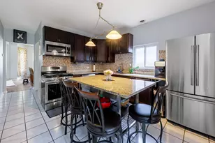 5935 W Patterson Ave, Chicago, IL 60634 - Photo 10