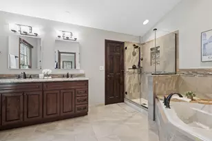 946 Montgomery Ct, Naperville, IL 60540 - Photo 18