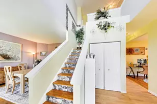 447 Talismon Ct, Crystal Lake, IL 60012 - Photo 6