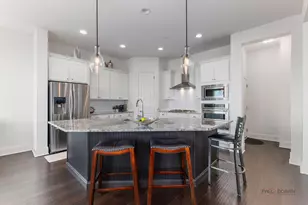 1442 Somerset Pl, Barrington, IL 60010 - Photo 10