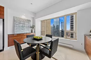 800 N Michigan Ave, Chicago, IL 60611 - Photo 14