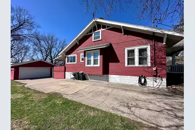 1305 W 3rd Street, Sterling, IL 61081 - Photo 4