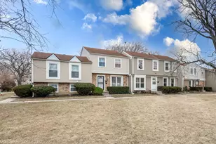 1101 Williamsburg Rd, Country Club Hills, IL 60478 - Photo 2