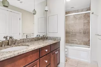 32 Kyle Court #32, Willowbrook, IL 60527 - Photo 12