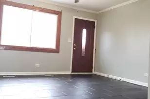 239 Malibu Dr, Bolingbrook, IL 60440 - Photo 2