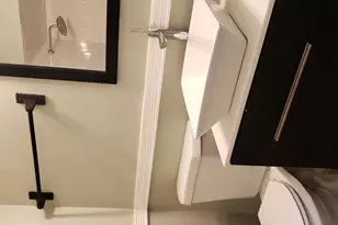 239 Malibu Dr, Bolingbrook, IL 60440 - Photo 4