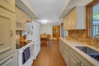 3243 202nd Street, Lynwood, IL 60411 - Photo 6