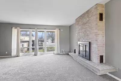 1502 River Bluff Boulevard, Rockford, IL 61103 - Photo 6