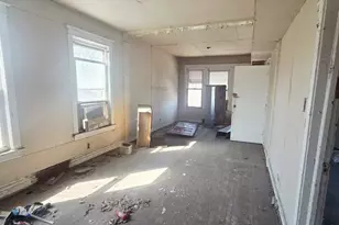 11705 S Lafayette Ave, Chicago, IL 60628 - Photo 2