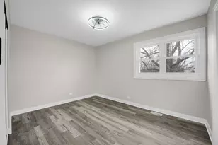 [Address not provided], Hazel Crest, IL 60429 - Photo 10