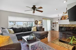 705 Timothy Ct, East Dundee, IL 60118 - Photo 8