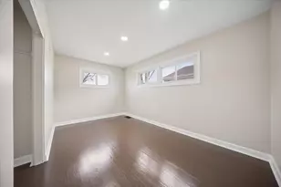 7732 S Springfield Ave, Chicago, IL 60652 - Photo 10