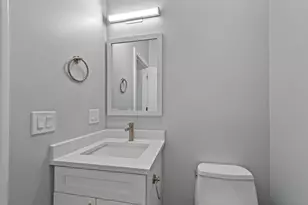 1349 N Noble St, Chicago, IL 60642 - Photo 8