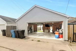 3333 N Orange Ave, Chicago, IL 60634 - Photo 16