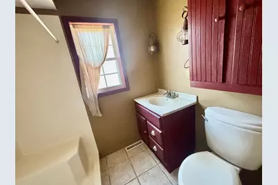 909 E 4th Street, Belvidere, IL 61008 - Photo 14