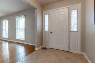 1128 Aegean Dr, Schaumburg, IL 60193 - Photo 6