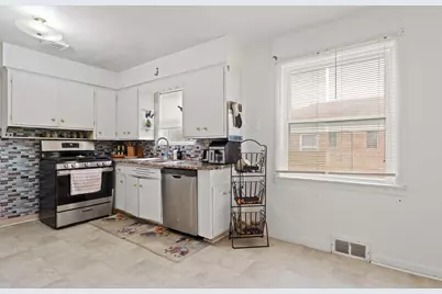 3025 W Rosemont Avenue, Chicago, IL 60659 - Photo 12