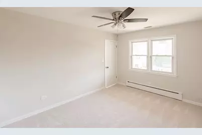 8049 E Prairie Road, Skokie, IL 60076 - Photo 10