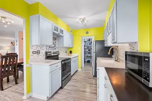 6833 N Kedzie Ave, Chicago, IL 60645 - Photo 10