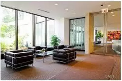 2800 N Lake Shore Drive #911, Chicago, IL 60657 - Photo 12