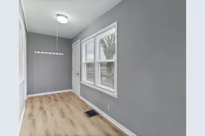 128 S 8th Street, Rochelle, IL 61068 - Photo 16